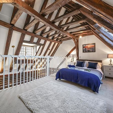 The Stunning Luxury Duplex Of Canterbury Eksteriør billede