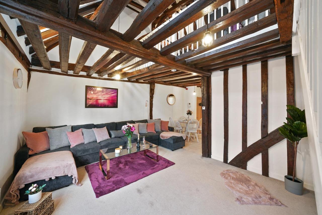 The Stunning Luxury Duplex Of Canterbury Eksteriør billede