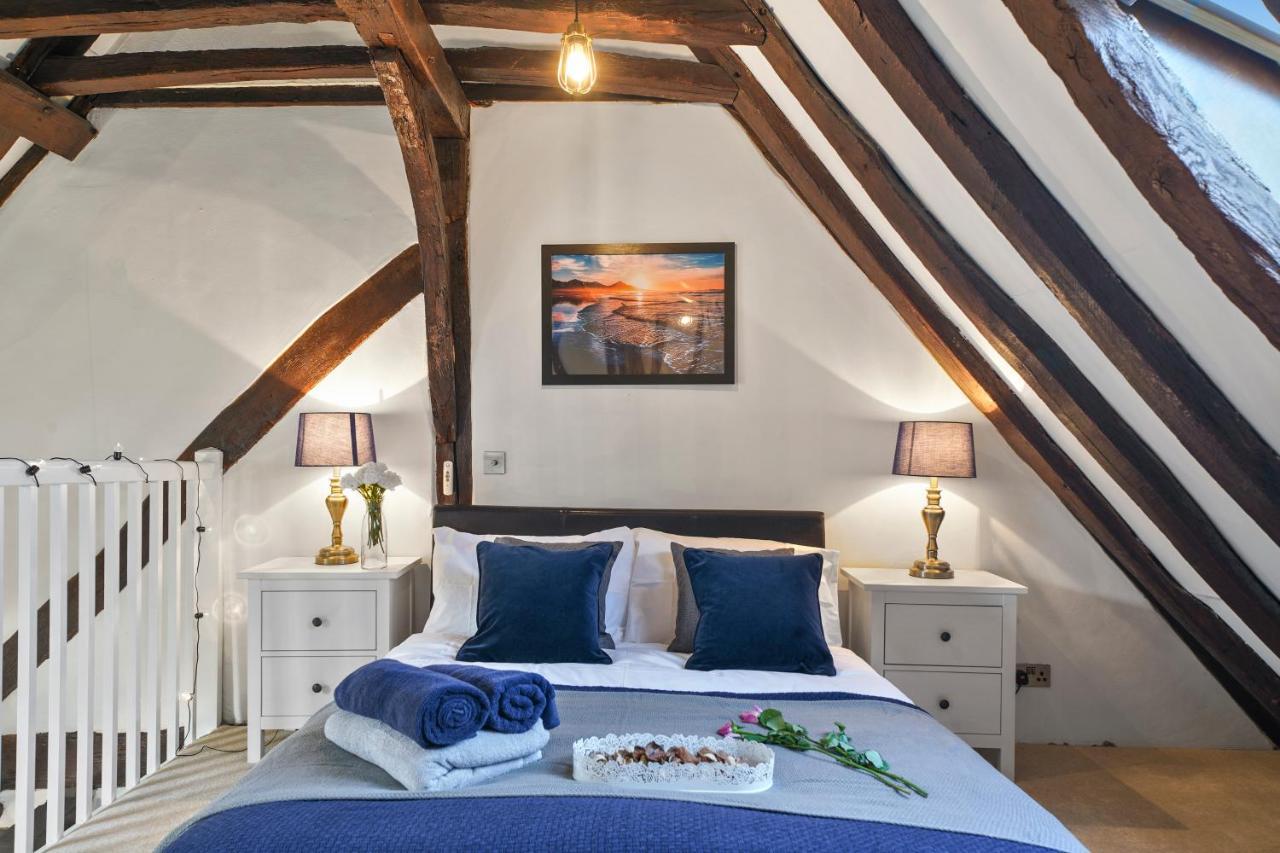 The Stunning Luxury Duplex Of Canterbury Eksteriør billede