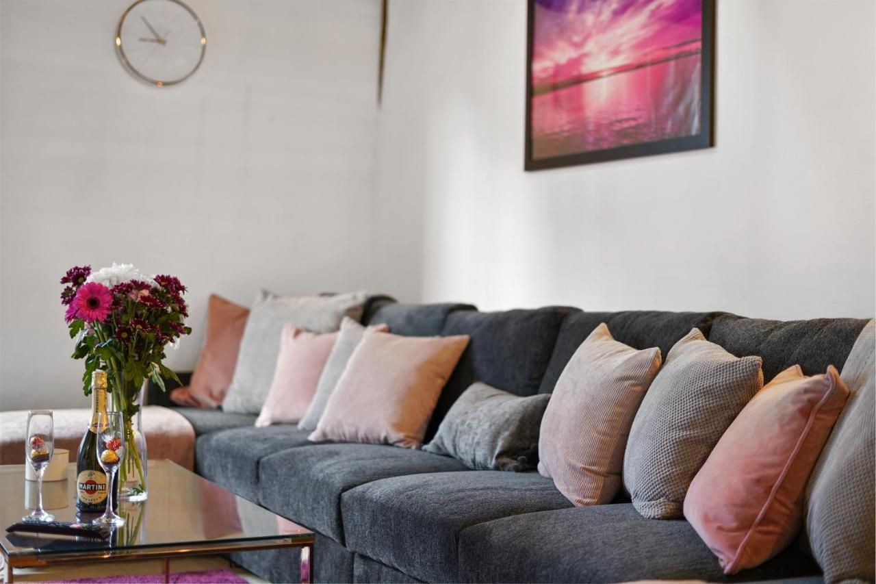 The Stunning Luxury Duplex Of Canterbury Eksteriør billede