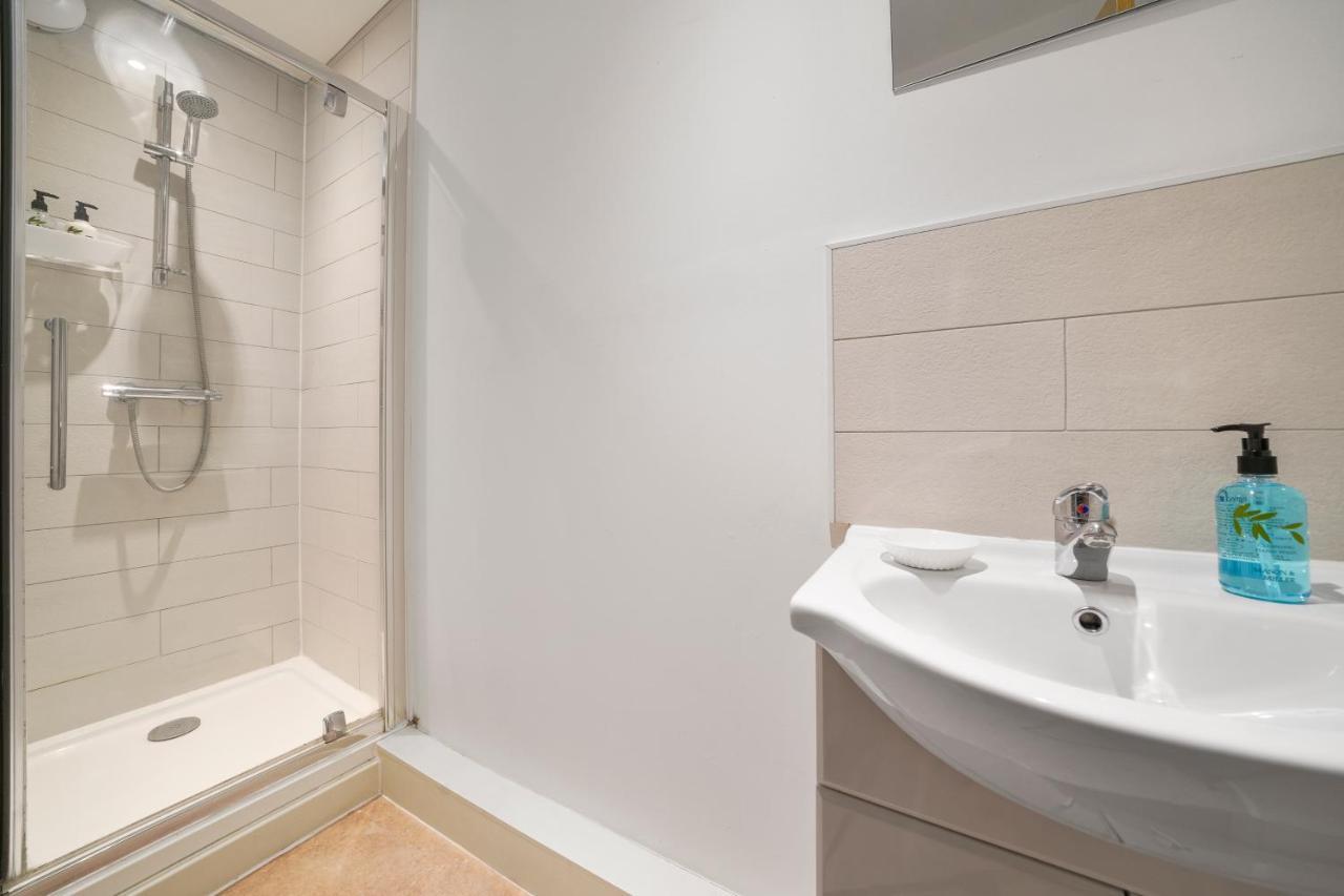 The Stunning Luxury Duplex Of Canterbury Eksteriør billede